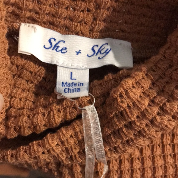 She + Sky Autumn thermal knit top. Camel. Size L - Picture 4 of 4